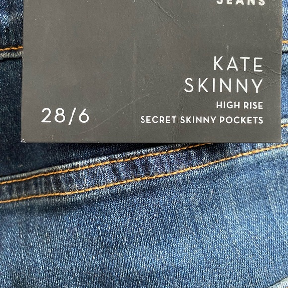 Veronica Beard - High Rise Kate Skinny size 28/6 (secret skinny pockets) - Picture 4 of 6